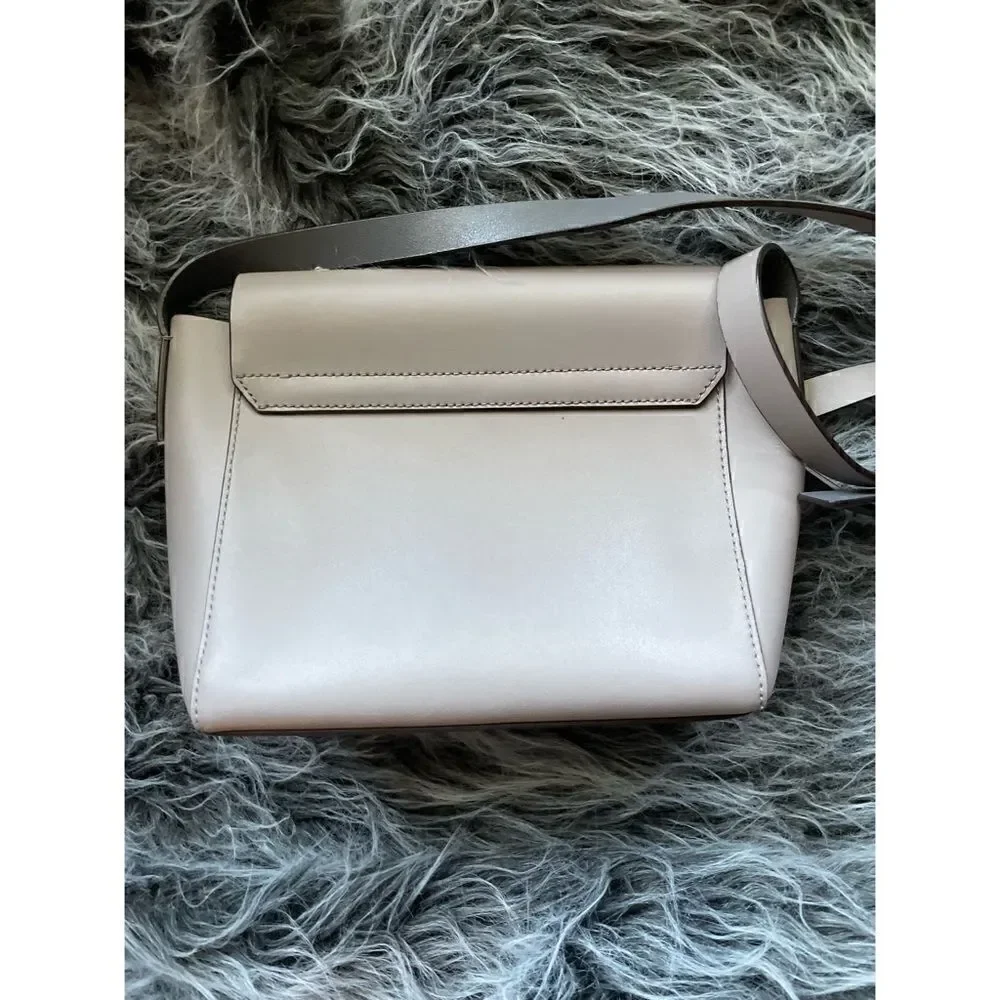 Kate spade city scape Caressa Putnam Crossbody purse / Pristine